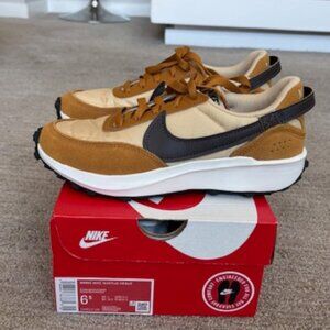 Nike Women's Waffle Debut Sneakers, New with Box